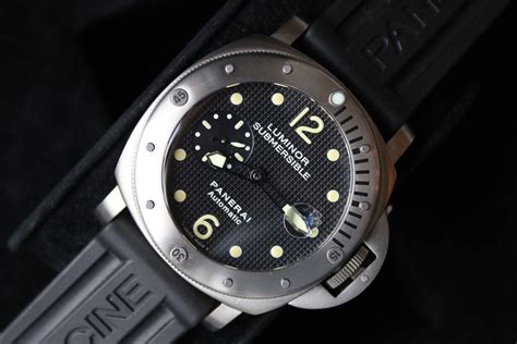 panerai luminor submersible pam25|Panerai submersible 42mm price.